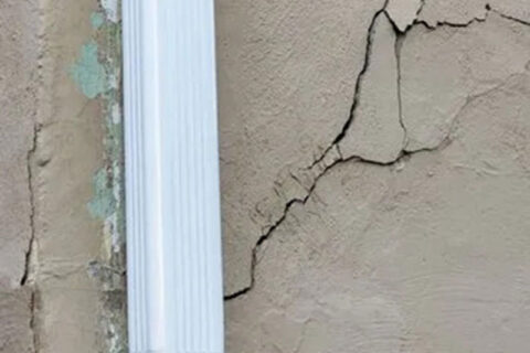 Wall Crack