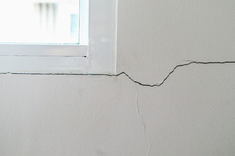 Wall Crack